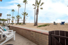 Oceanfront Triplex on Boardwalk with Ocean Views and Patio